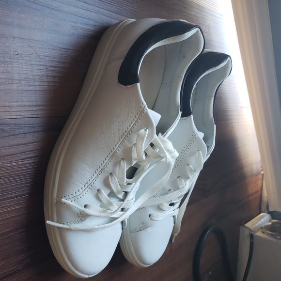 ECCO Soft 7 W Shoes - Picture 2 of 3